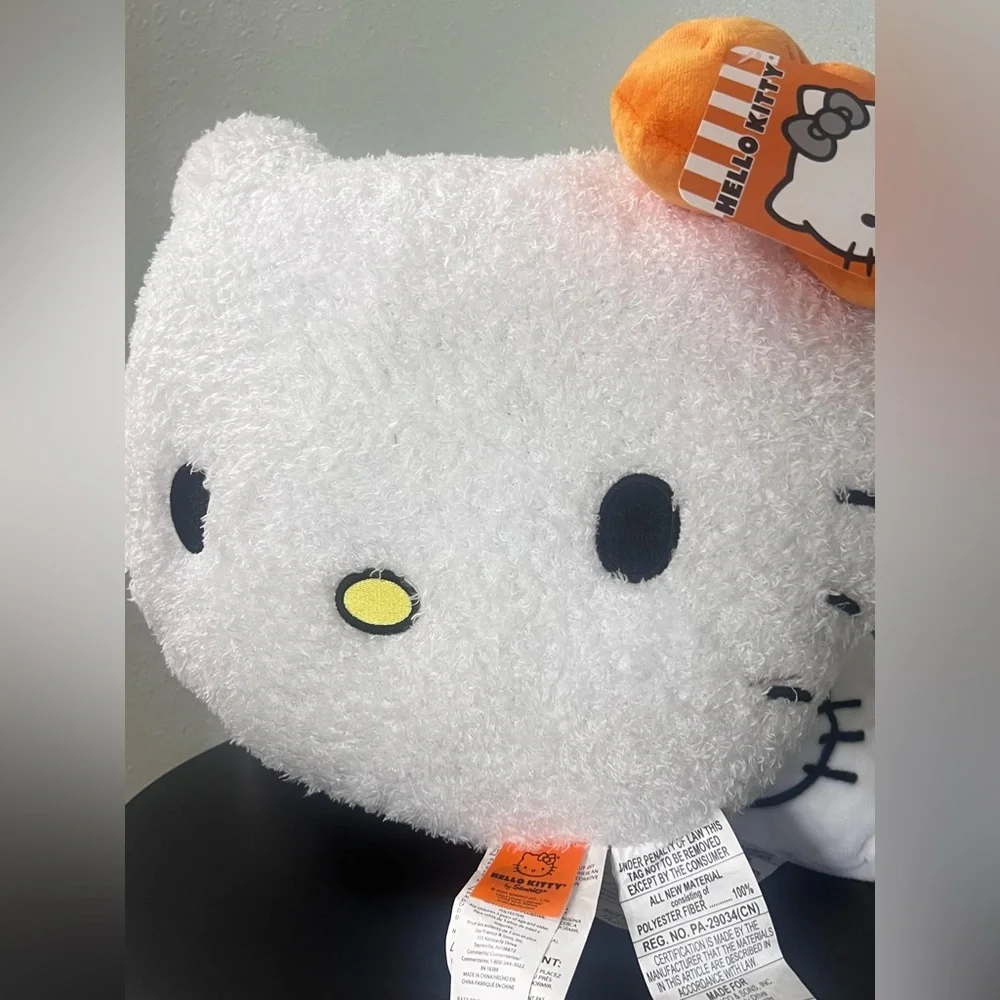 NWT Hello Kitty Halloween Pillow Set | Fall | Harvest | Holiday | Home Decor